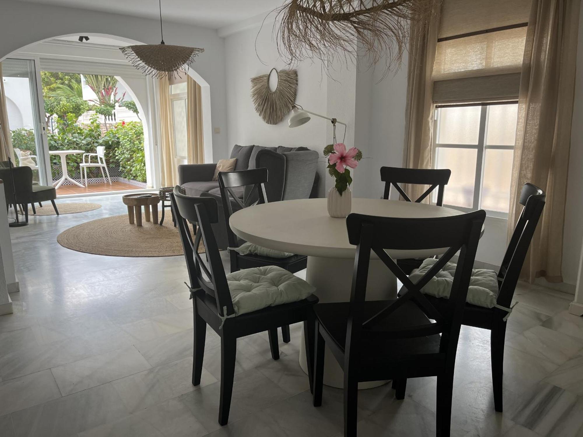 Edf. Fuentes C Bajo A Appartement